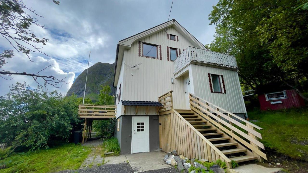 Apartments Reine Lofoten Exteriör bild